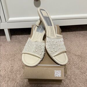 Dolce Vita- Elegant Pearl Embellished Slide Sandals